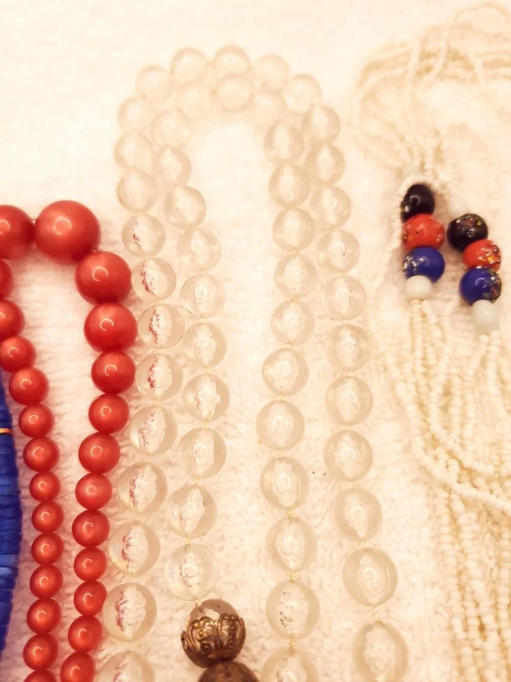 6 Necklaces, items # B-1726-1731 .  wt. 191 grams.